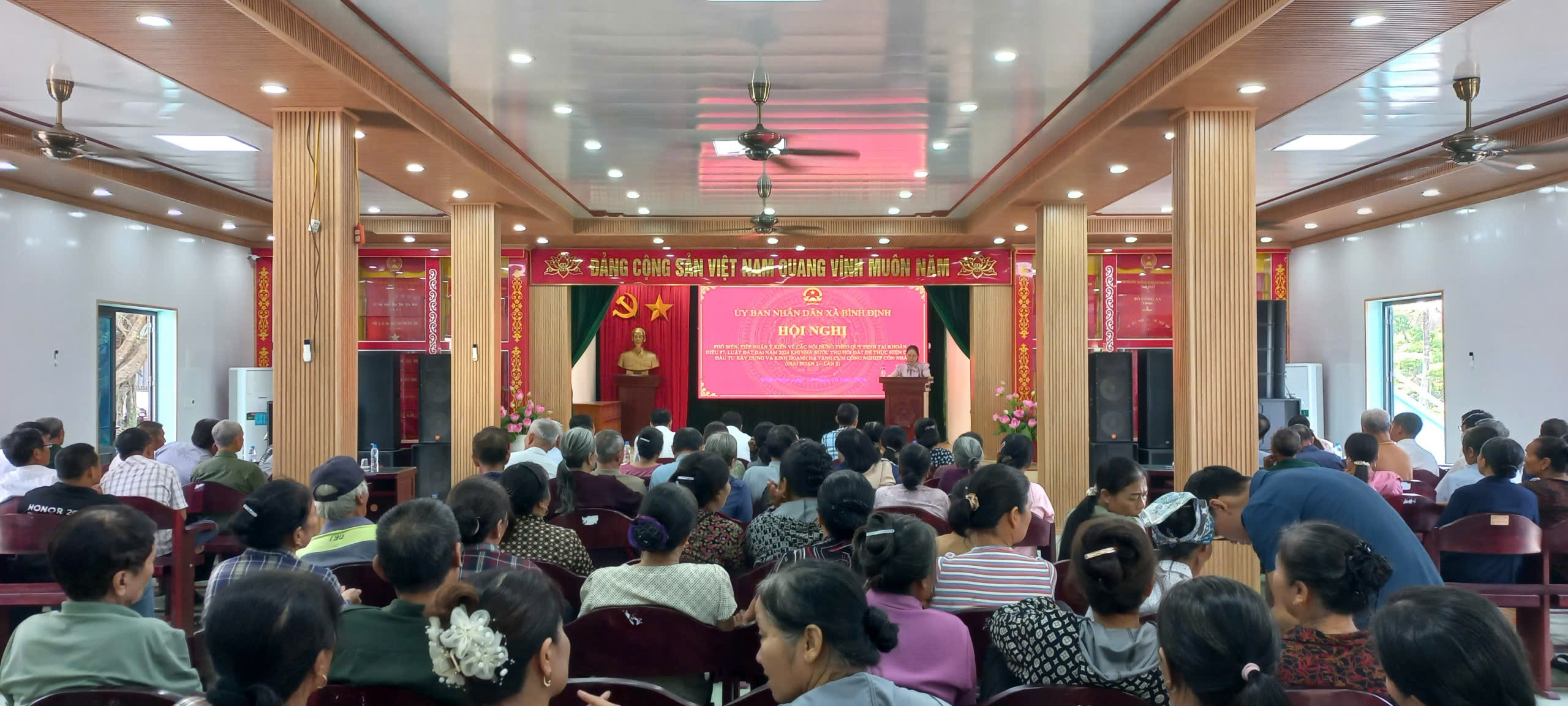 Bình Định: Hội nghị lấy ý kiến về công tác giải phóng mặt bằng cụm  công nghiệp cồn nhất giai đoạn 2, lần 2